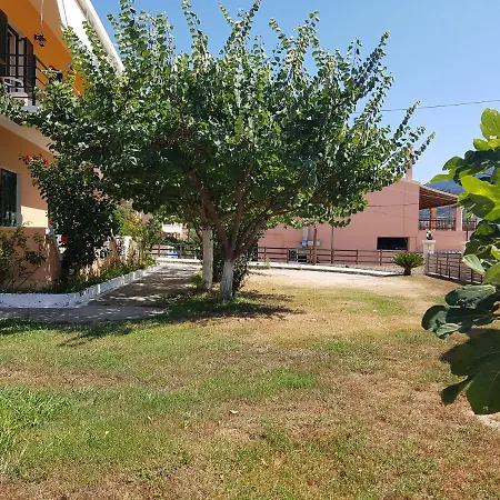 Hotel de apartamente Nafsika Agios Georgios Pagon