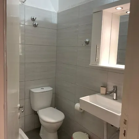 Nafsika 3*