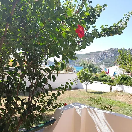 Nafsika Aparthotel *